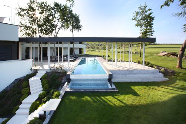 villa calvia crispinilla